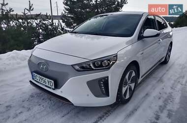 Хэтчбек Hyundai Ioniq 2018 в Бродах