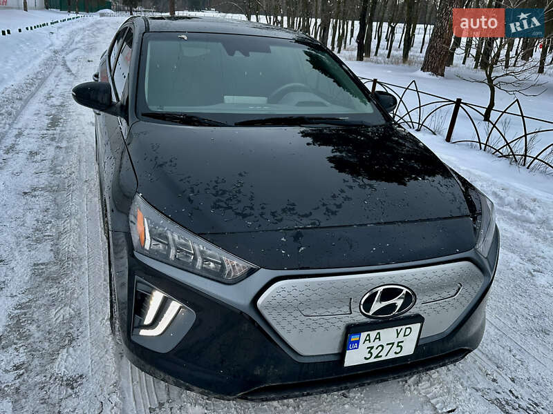 Лифтбек Hyundai Ioniq 2020 в Киеве