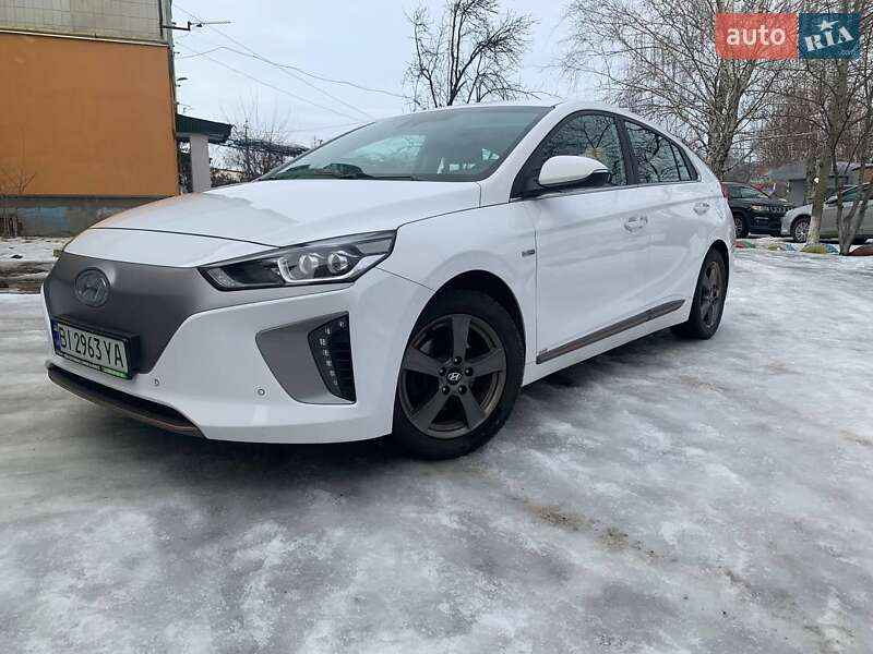 Хэтчбек Hyundai Ioniq 2017 в Полтаве