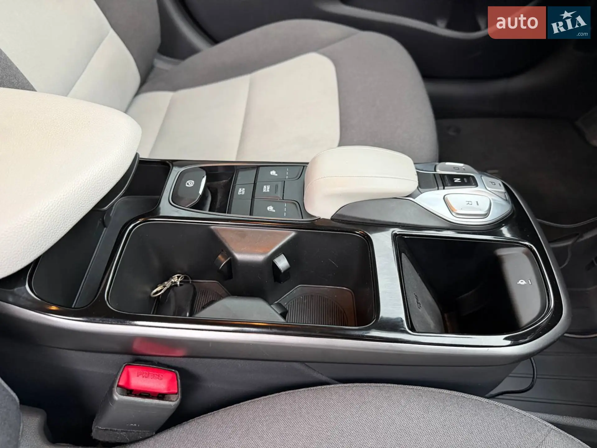 2020 Hyundai IONIQ - мініатюра 27