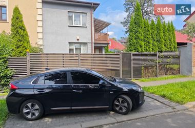 Хэтчбек Hyundai Ioniq 2019 в Львове