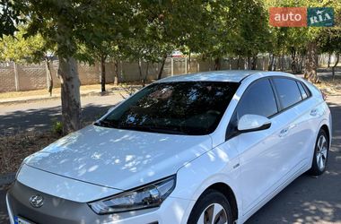 Хетчбек Hyundai Ioniq 2017 в Миколаєві