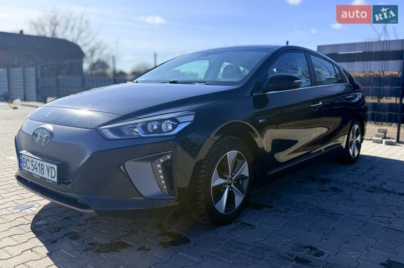 Хэтчбек Hyundai Ioniq 2017 в Бродах