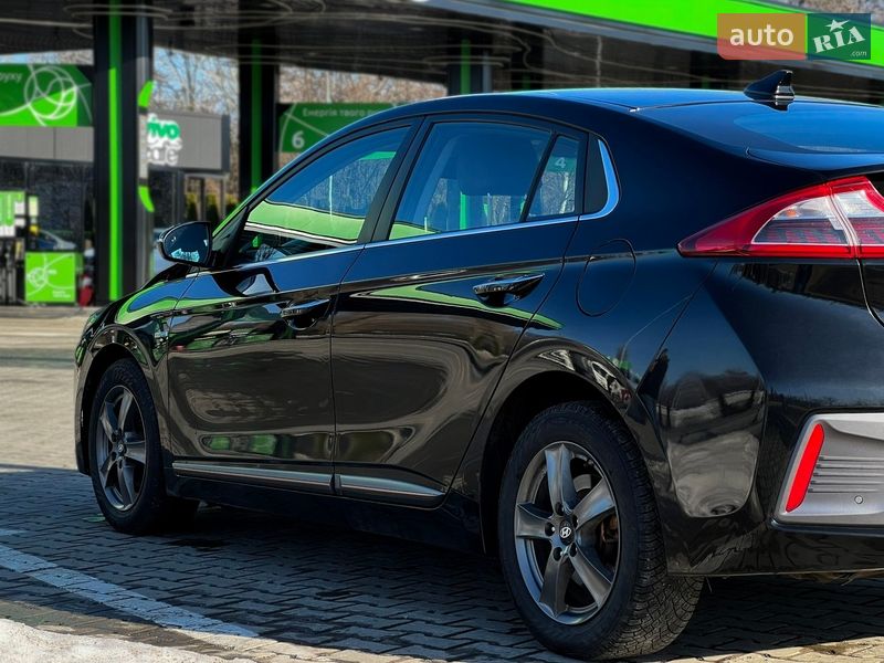 Хэтчбек Hyundai Ioniq 2017 в Кременчуге