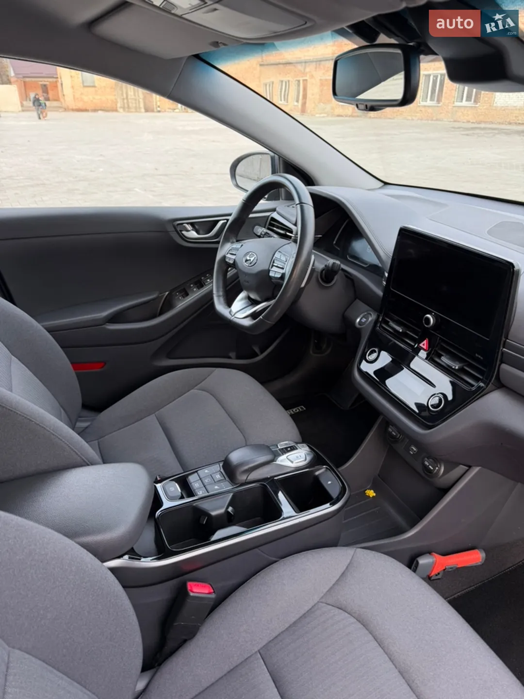 2020 Hyundai IONIQ - мініатюра 26