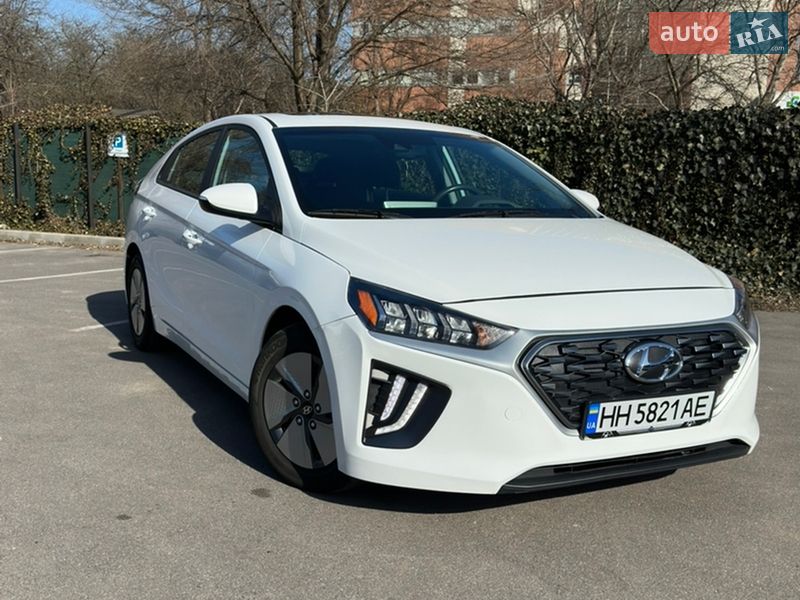 Hyundai Ioniq 2021