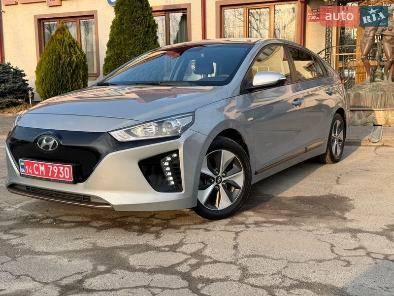 Хэтчбек Hyundai Ioniq 2018 в Тернополе