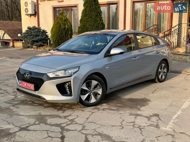Хэтчбек Hyundai Ioniq 2018 в Тернополе