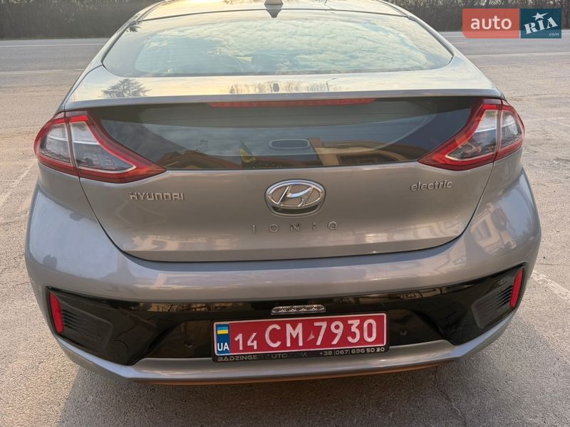 Хэтчбек Hyundai Ioniq 2018 в Тернополе