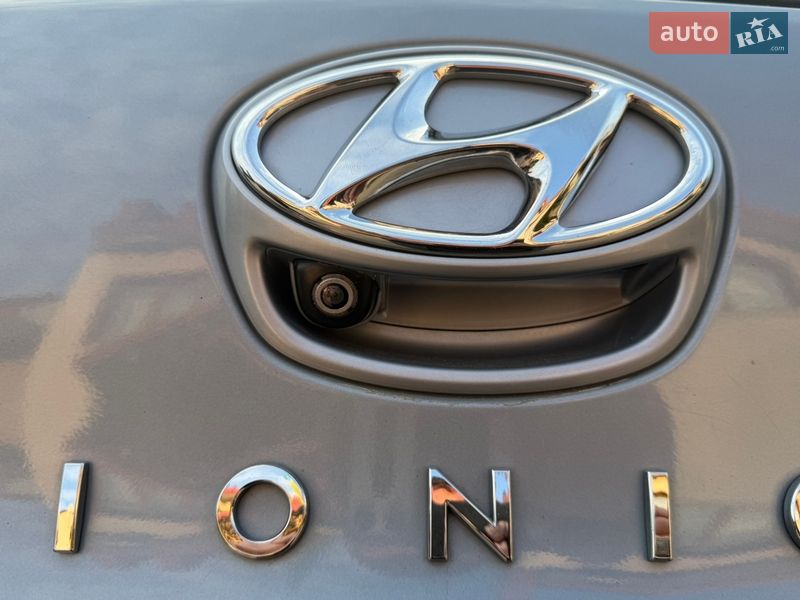 Хэтчбек Hyundai Ioniq 2018 в Тернополе