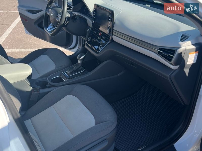 Лифтбек Hyundai Ioniq 2019 в Одессе