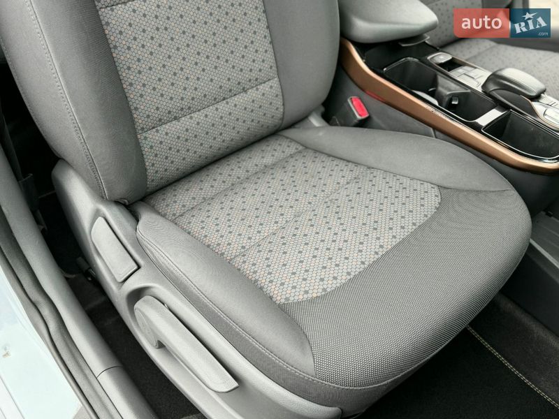 Хэтчбек Hyundai Ioniq 2018 в Тернополе