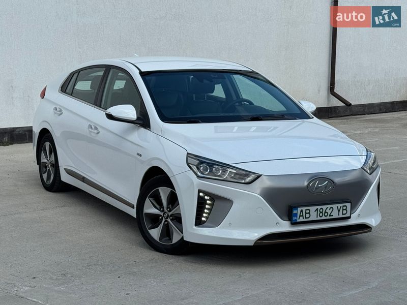 Хэтчбек Hyundai Ioniq 2017 в Виннице фото 4 Хэтчбек Hyundai Ioniq 2017 в Виннице