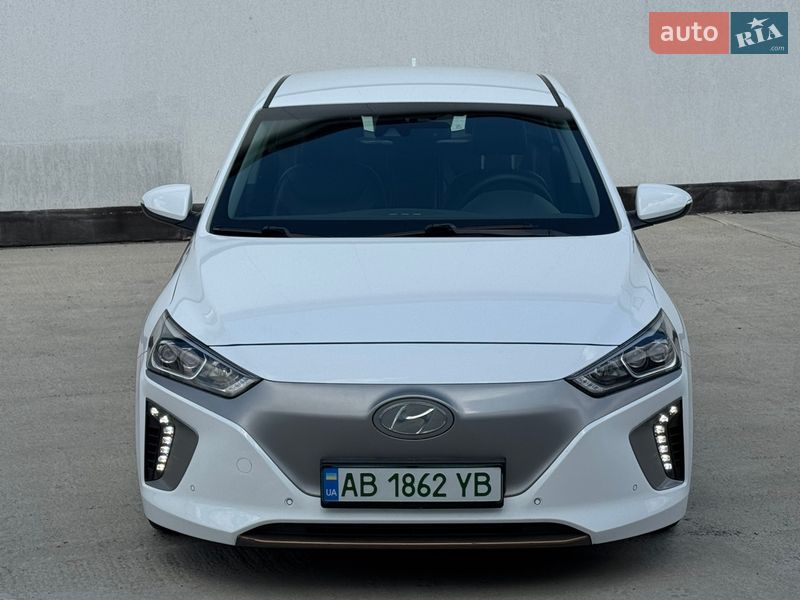 Хэтчбек Hyundai Ioniq 2017 в Виннице фото 9 Хэтчбек Hyundai Ioniq 2017 в Виннице