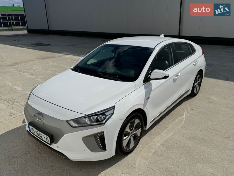 Хэтчбек Hyundai Ioniq 2017 в Виннице фото 61 Хэтчбек Hyundai Ioniq 2017 в Виннице