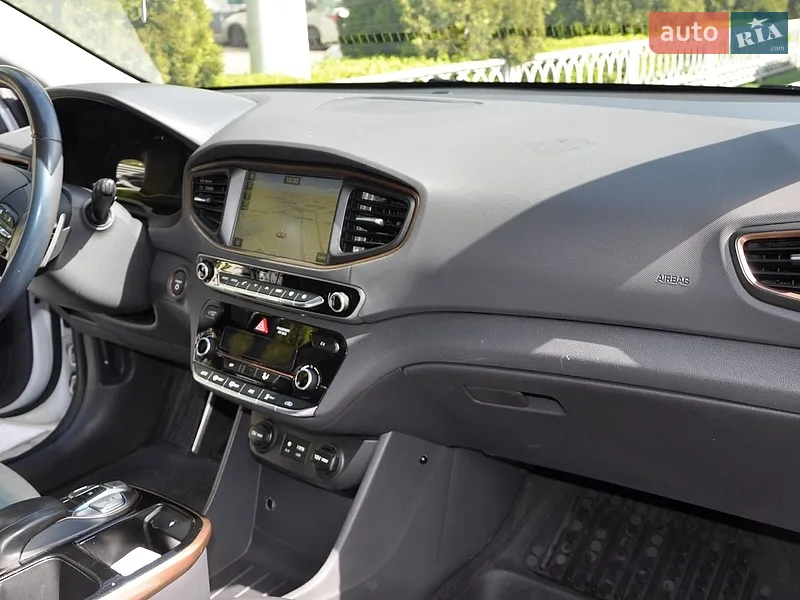 Hyundai Ioniq 2018 VIN KMHC851HFJU037787 фото оголошення 20 з 70