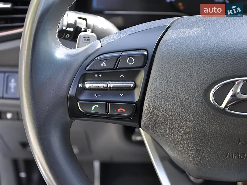 Hyundai Ioniq 2018 VIN KMHC851HFJU037787 фото оголошення 28 з 70