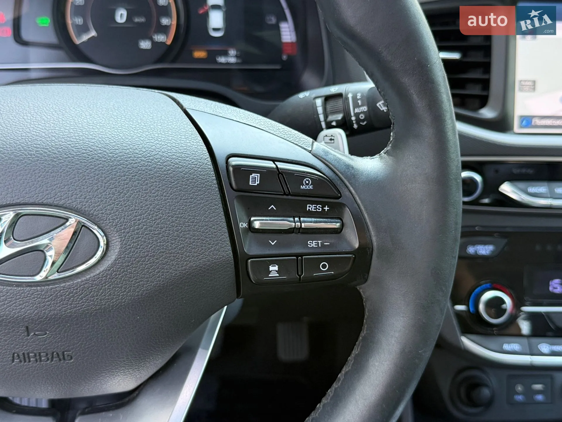 2016 Hyundai IONIQ - мініатюра 51