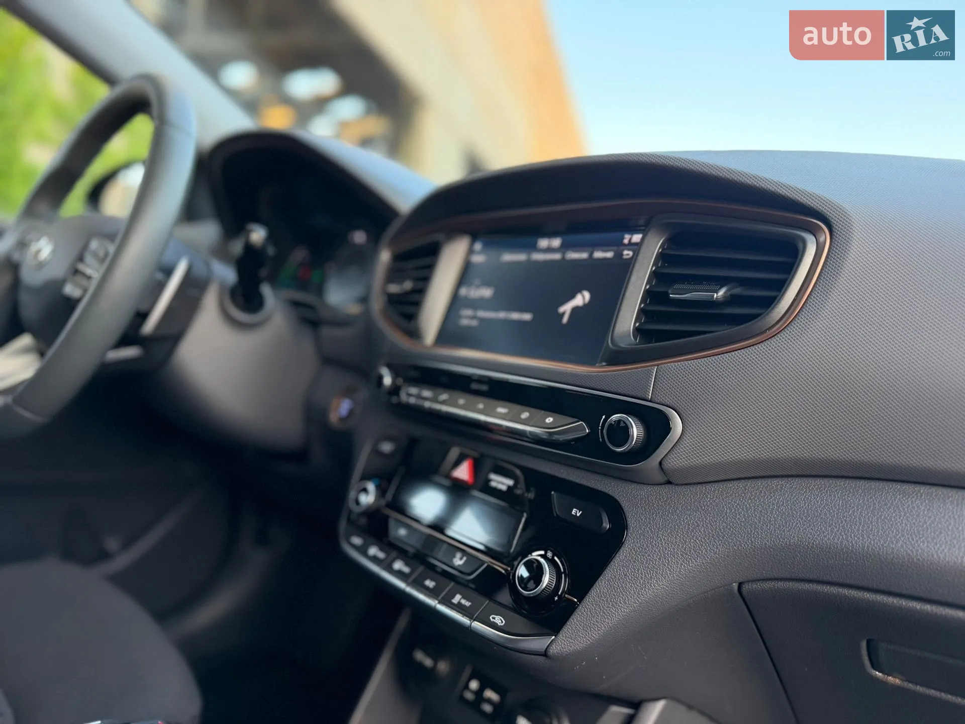 2017 Hyundai IONIQ - мініатюра 21