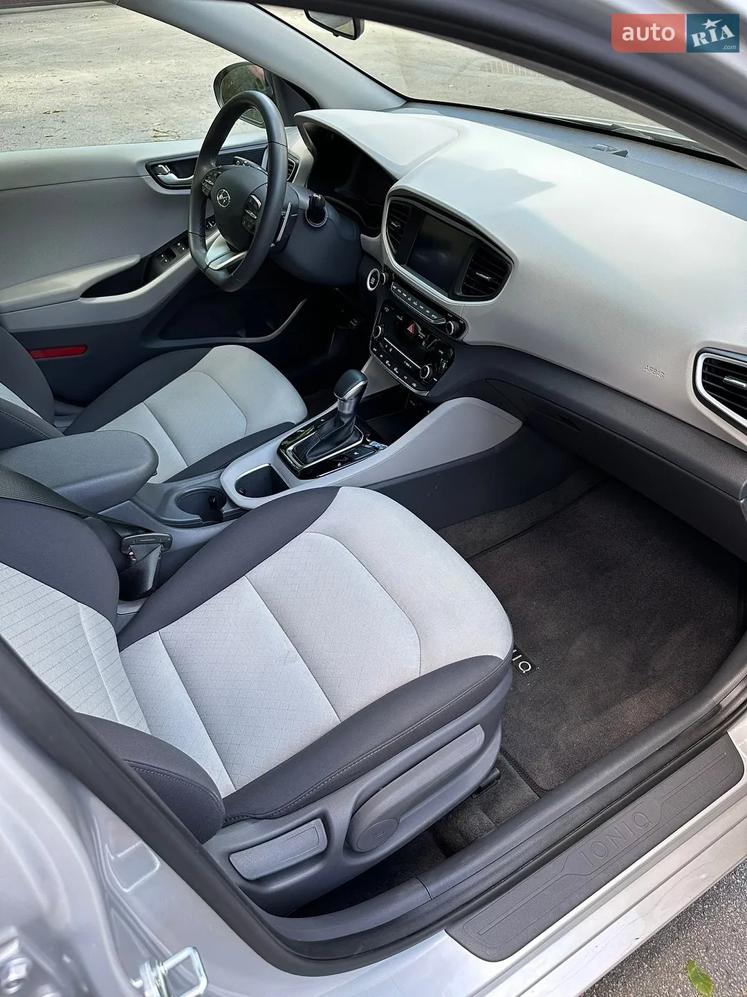 2018 Hyundai IONIQ - мініатюра 17