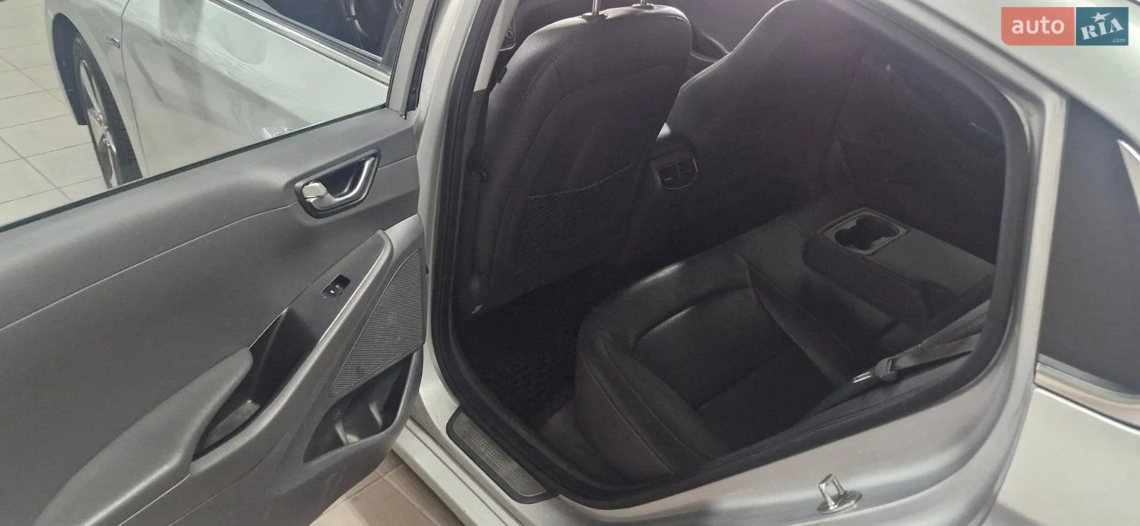 2017 Hyundai IONIQ - мініатюра 21