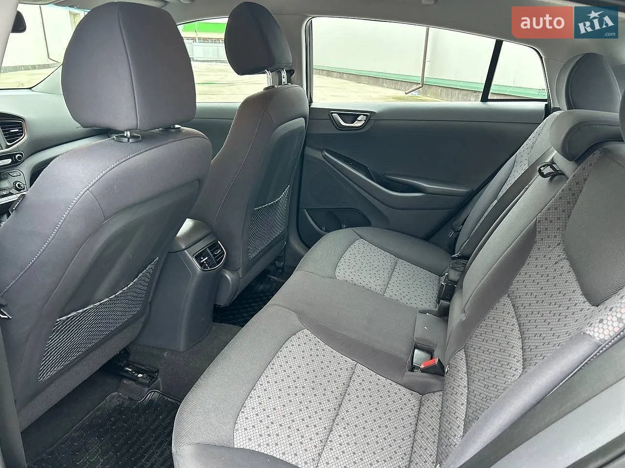 2016 Hyundai IONIQ - мініатюра 8