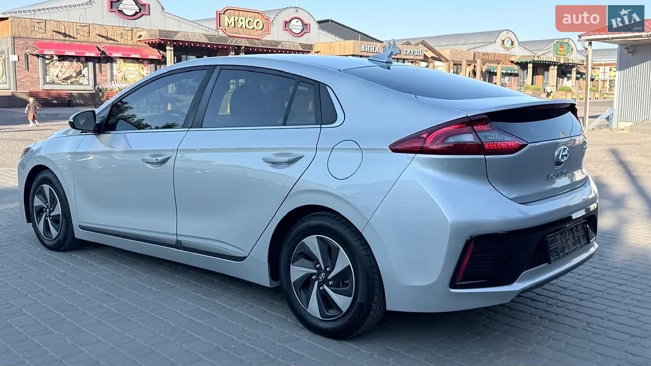 2017 Hyundai IONIQ - мініатюра 12