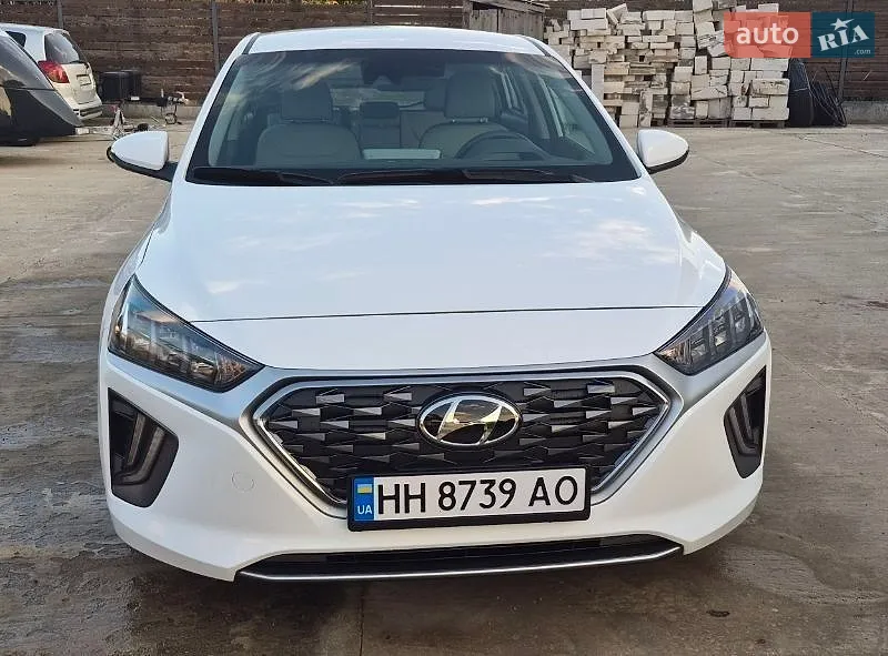 Hyundai Ioniq