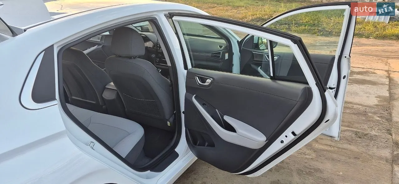 2021 Hyundai IONIQ - мініатюра 17