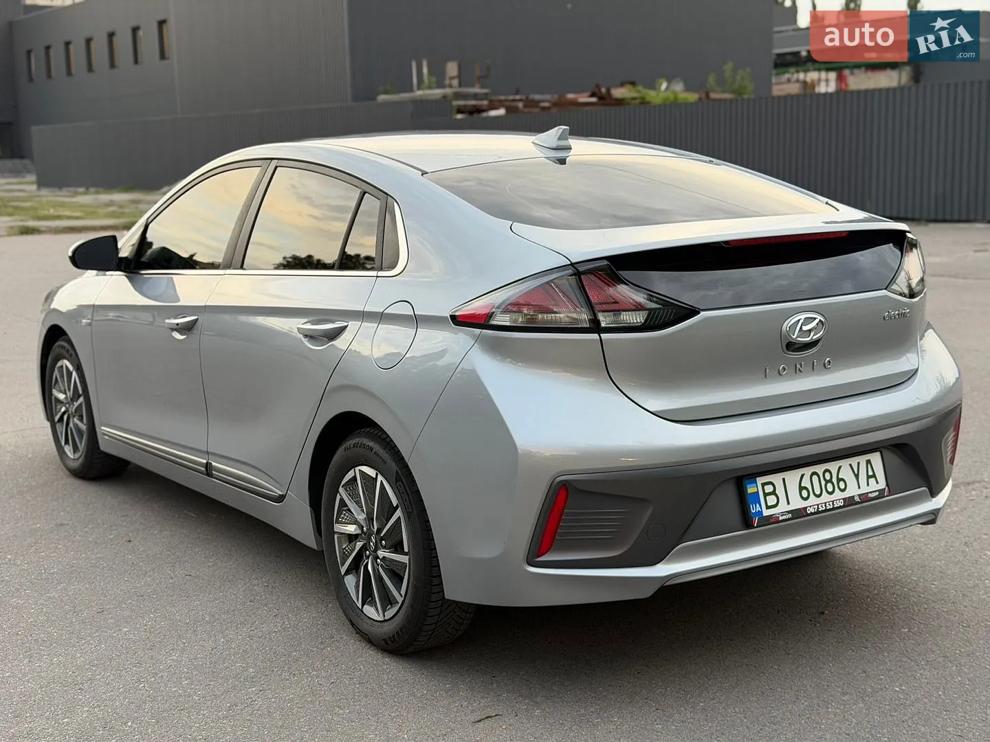 2020 Hyundai IONIQ - мініатюра 6