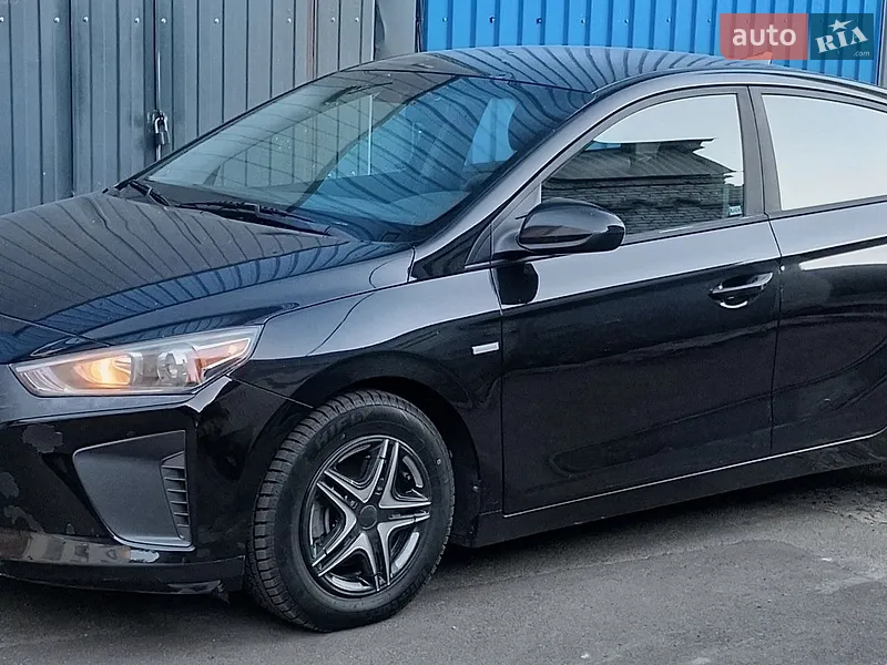 Hyundai Ioniq
