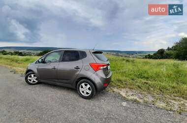 Хэтчбек Hyundai ix20 2012 в 