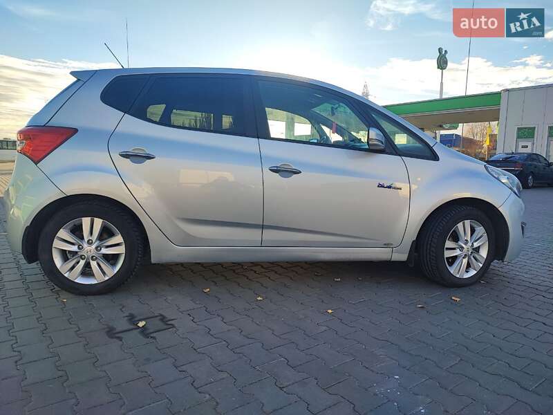 Хетчбек Hyundai ix20 2011 в Луцьку фото 15 Хетчбек Hyundai ix20 2011 в Луцьку