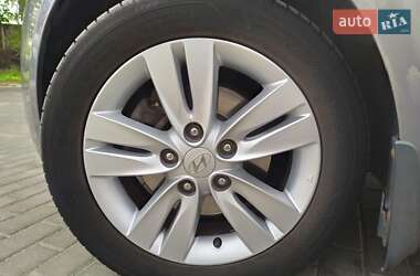 Хетчбек Hyundai ix20 2012 в 