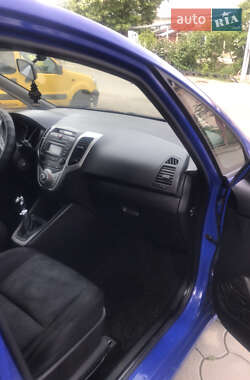 Хэтчбек Hyundai ix20 2013 в 