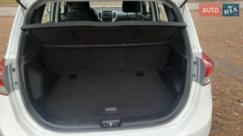 Хетчбек Hyundai ix20 2013 в Житомирі фото 33 Хетчбек Hyundai ix20 2013 в Житомирі