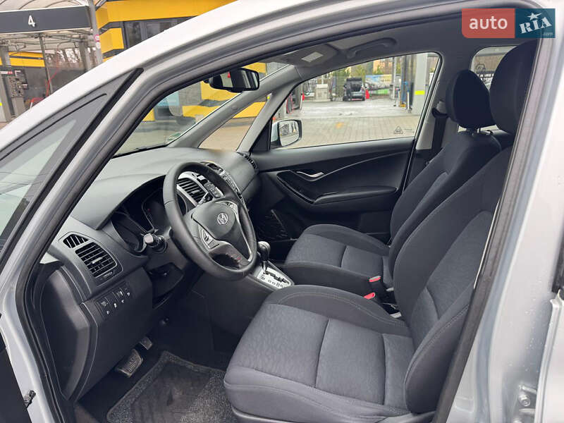 Хетчбек Hyundai ix20 2010 в Львові фото 10 Хетчбек Hyundai ix20 2010 в Львові