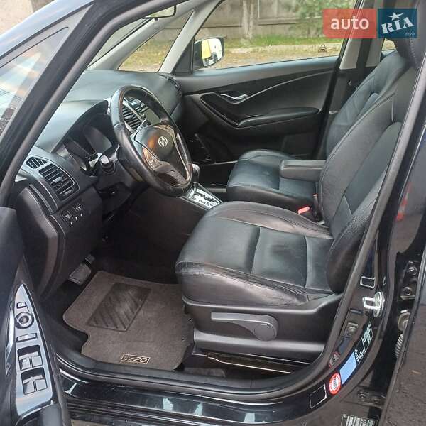 Хэтчбек Hyundai ix20 2012 в Ровно