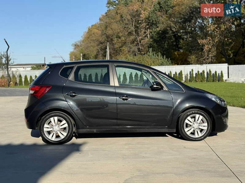 Хэтчбек Hyundai ix20 2010 в Луцке фото 4 Хэтчбек Hyundai ix20 2010 в Луцке