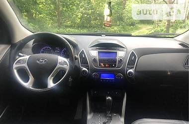 Внедорожник / Кроссовер Hyundai ix35 2011 в Чернигове