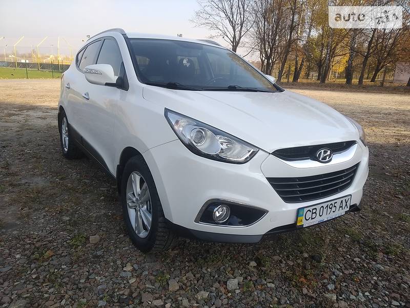 Внедорожник / Кроссовер Hyundai ix35 2011 в Чернигове