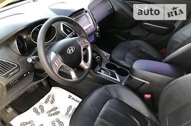 Позашляховик / Кросовер Hyundai ix35 2011 в 