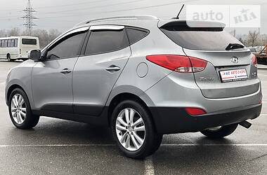 Позашляховик / Кросовер Hyundai ix35 2011 в 