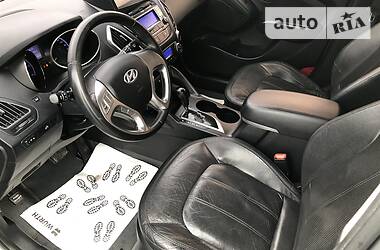 Позашляховик / Кросовер Hyundai ix35 2011 в 