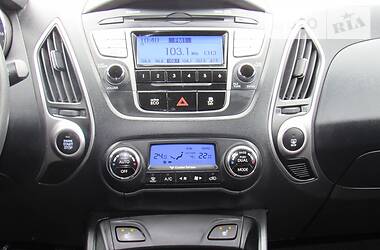 Позашляховик / Кросовер Hyundai ix35 2011 в 