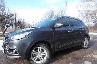 Позашляховик / Кросовер Hyundai ix35 2011 в 