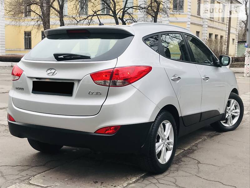 Внедорожник / Кроссовер Hyundai ix35 2012 в Каменском