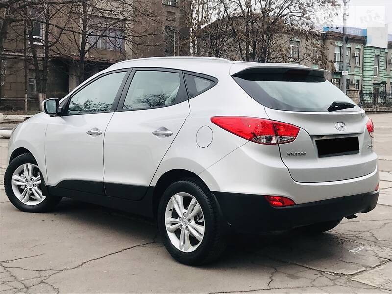 Внедорожник / Кроссовер Hyundai ix35 2012 в Каменском
