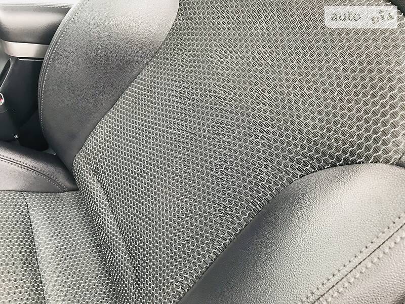 Внедорожник / Кроссовер Hyundai ix35 2012 в Каменском