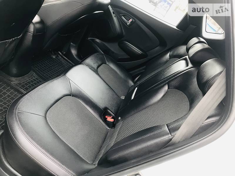 Внедорожник / Кроссовер Hyundai ix35 2012 в Каменском